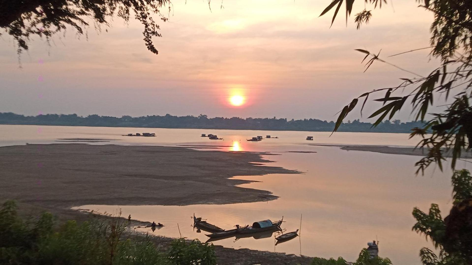Tonle Mekong Homestay Krong Kracheh Экстерьер фото